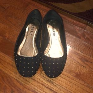 Torrid ballerina flats with mini gold pearls